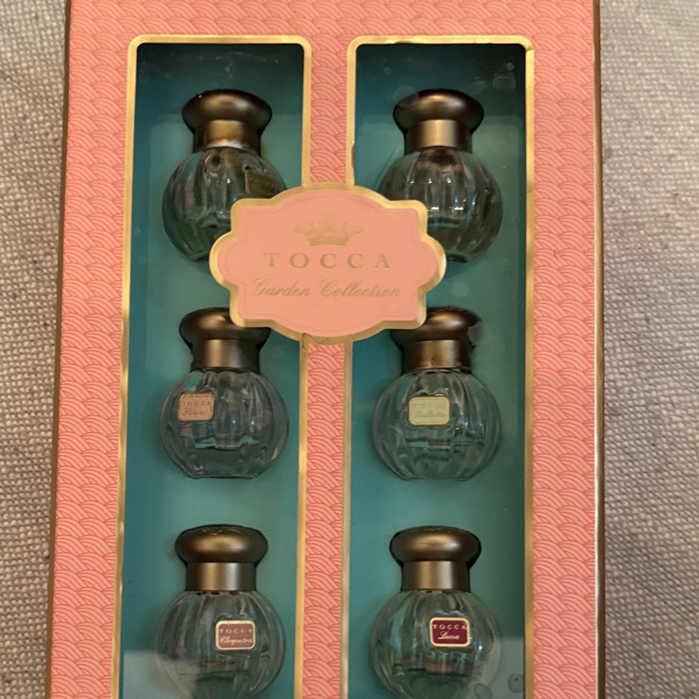 Tocca Garden Collection - 6 Mini Parfums Deluxe - Picture 2 of 7